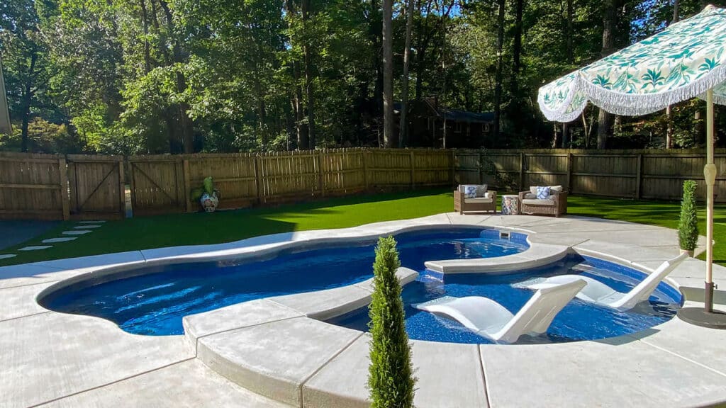 fiberglass pool install