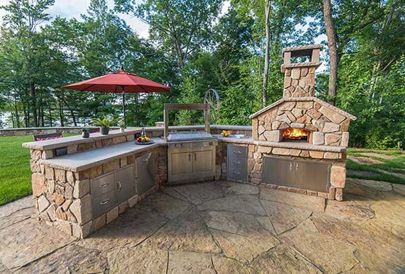 outdoor kitchen builder photo