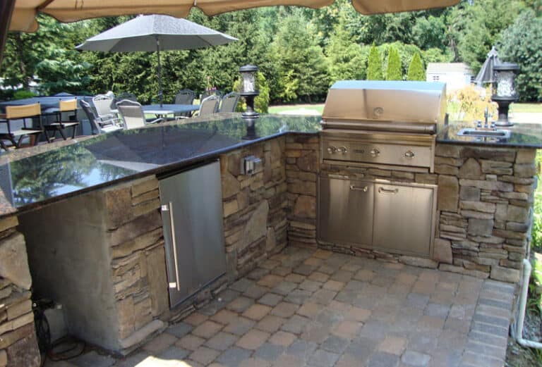 outdoor kitchen builder photo 13